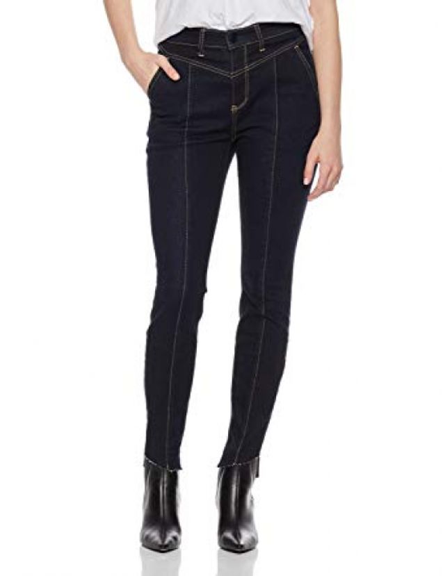 У моду повертаються джинси з 90-х: візьміть до уваги - фото 344627