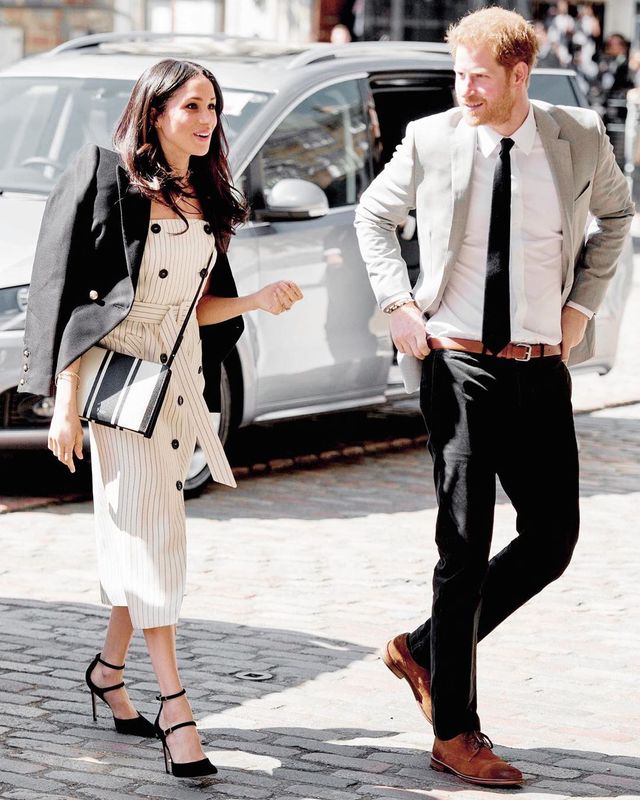 Цей піджак принц Гаррі носить, не знімаючи - фото 344927