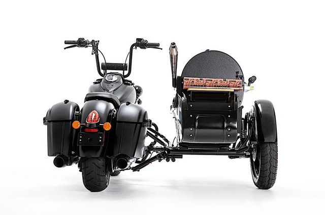 Умільці схрестили мотоцикл і гриль: ось що у них вийшло - фото 345325