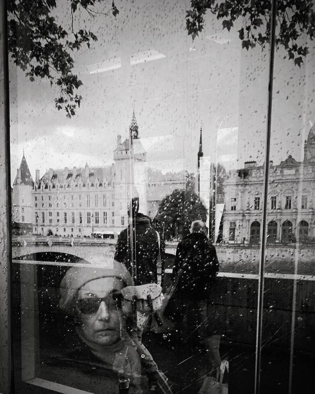 Чудові фото Парижа, зроблені на iPhone - фото 345526