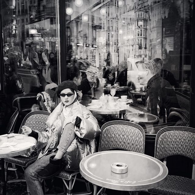 Чудові фото Парижа, зроблені на iPhone - фото 345529