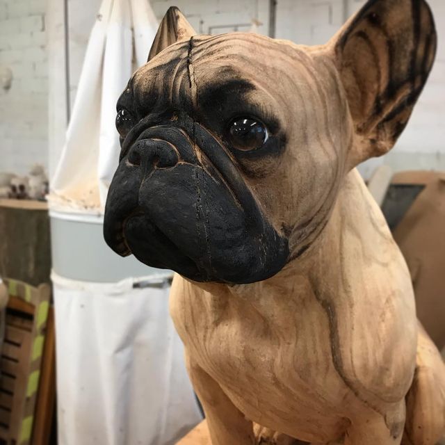 Іспанець вирізає з дерева реалістичних тварин: вражаючі фото - фото 345672