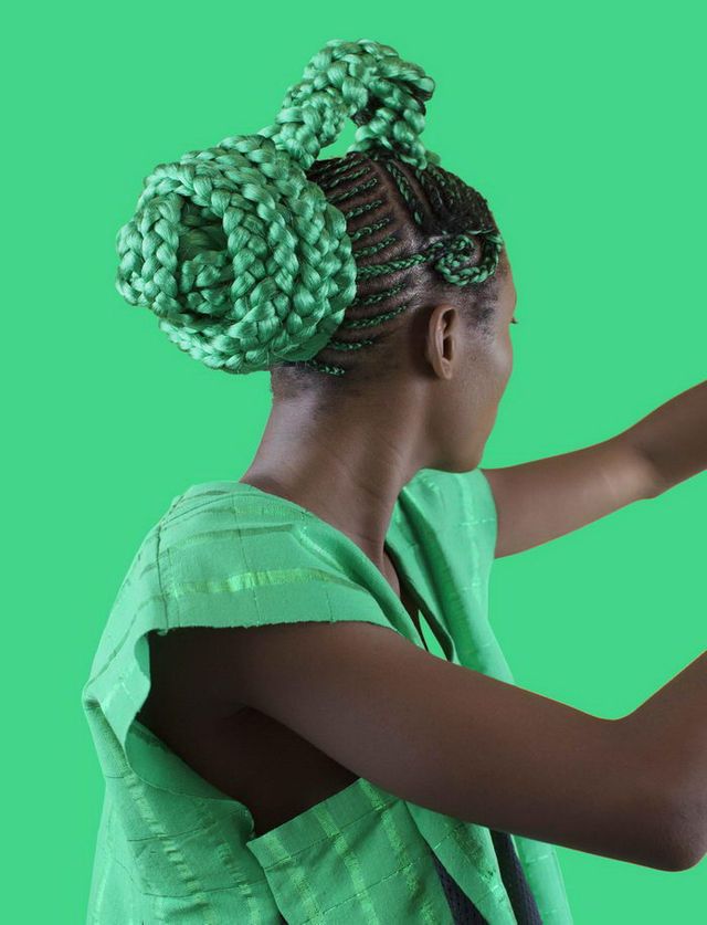 Фотографиня показала оригінальні зачіски нігерійських жінок - фото 345696