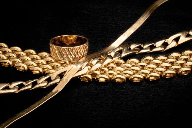 Золоті прикраси- фото 346014