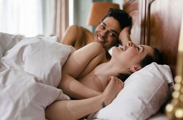 Незахищений секс корисніший для здоров'я - фото 346034