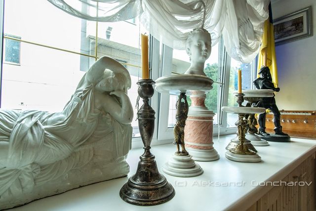 Українців розсмішила їдальня НАЗК у стилі Лувру: епічні фото - фото 346086