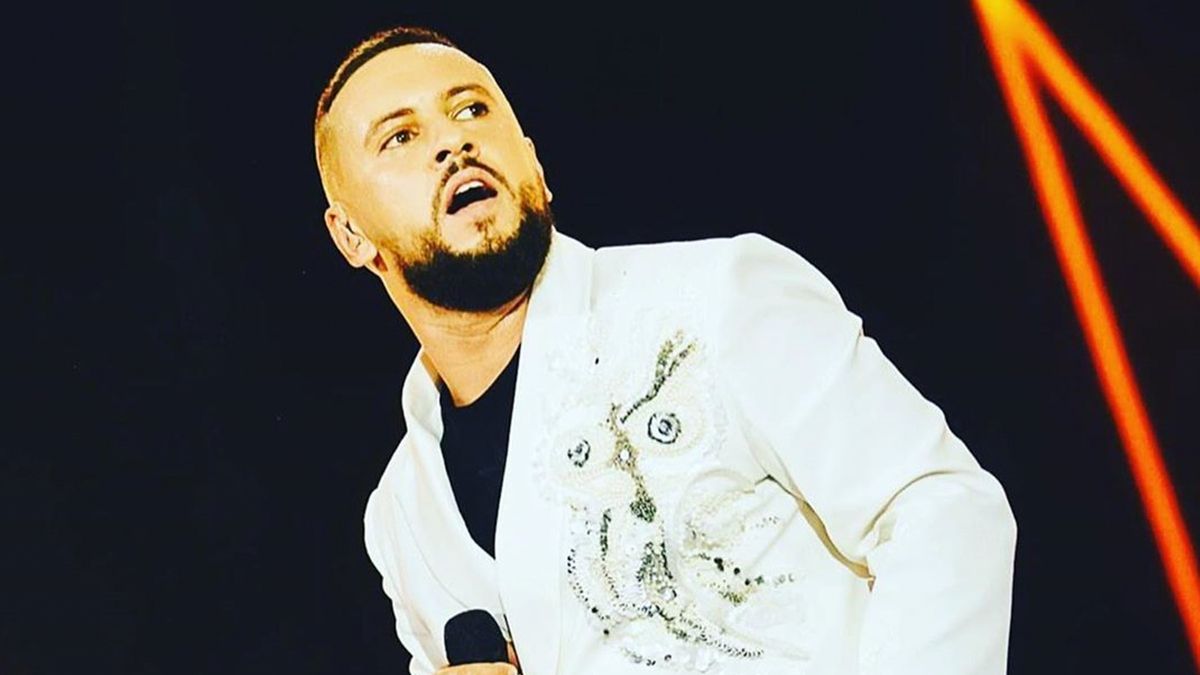 MONATIK зворушив мережу душевним фото з синами на відпочинку