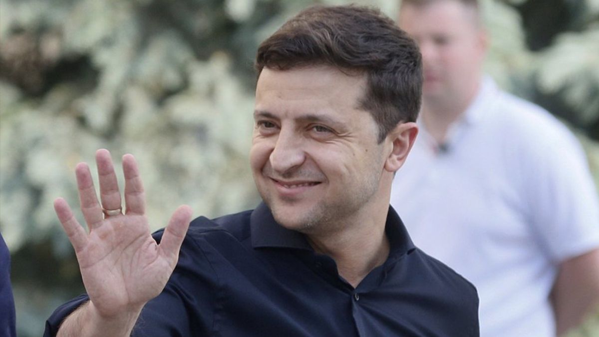 З'явилися відео конфузу Зеленського під час зустрічі з Ердоганом