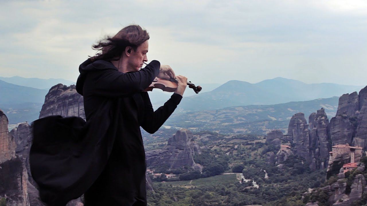 Український скрипаль зіграв на всесвітньо відомій скелі: захоплююче відео