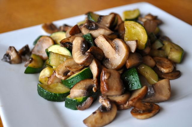 Гриби з кабачками- фото 346607