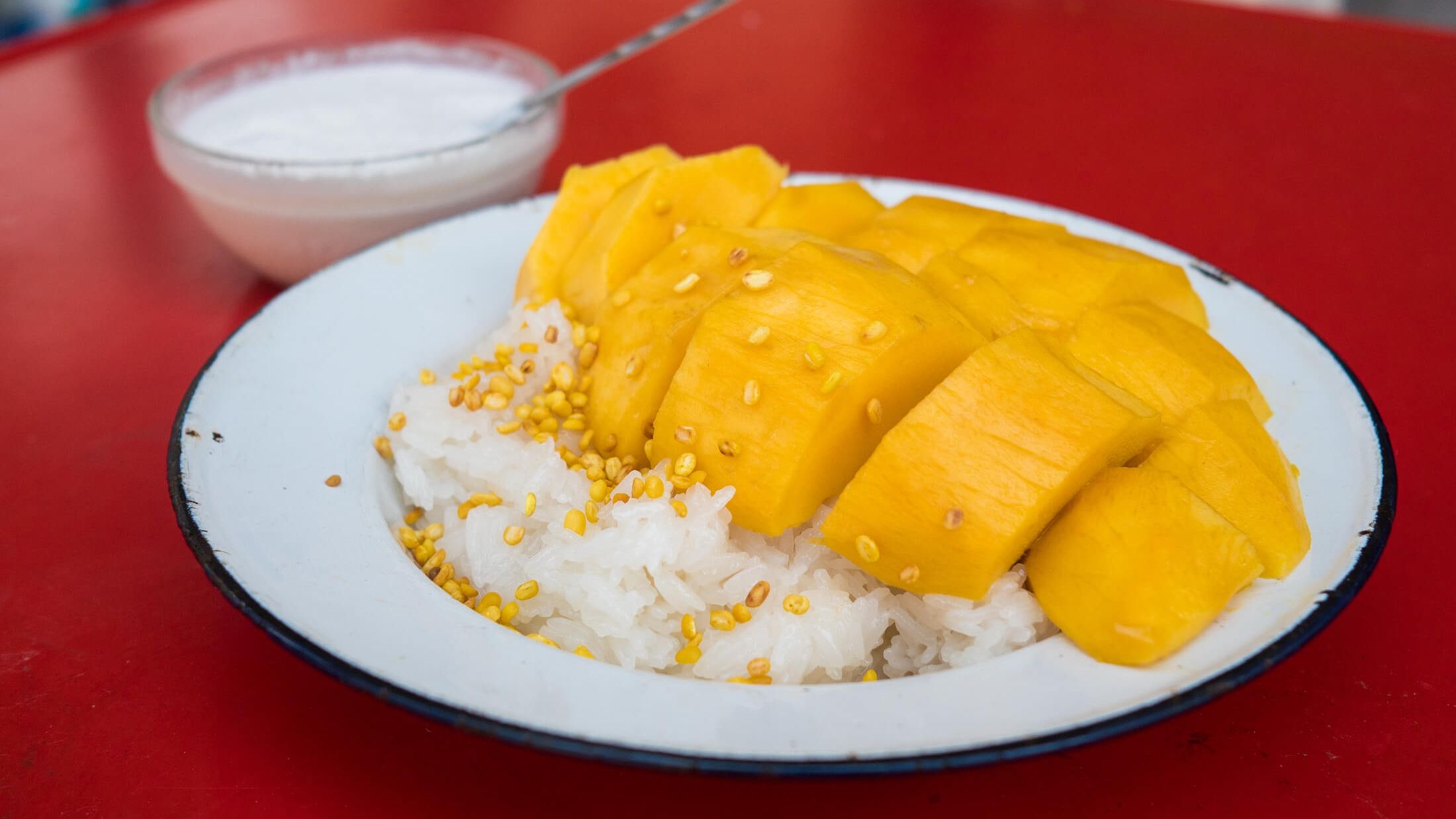 Фахівці розповіли про корисні властивості манго