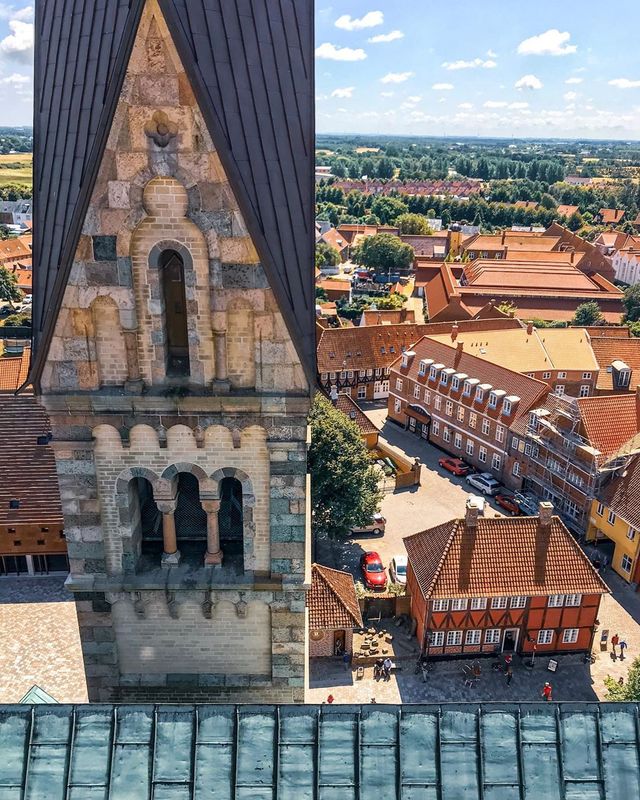 Захоплива краса Данії, яку варто побачити: яскраві фото - фото 346991