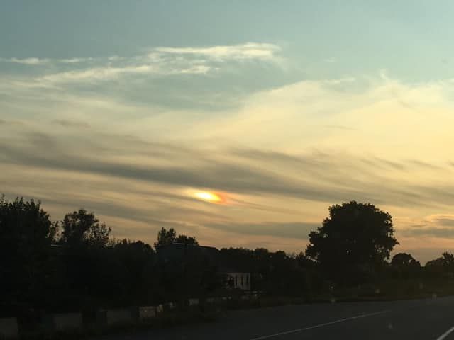 У Полтавській області сфотографували 'два' сонця - фото 347033