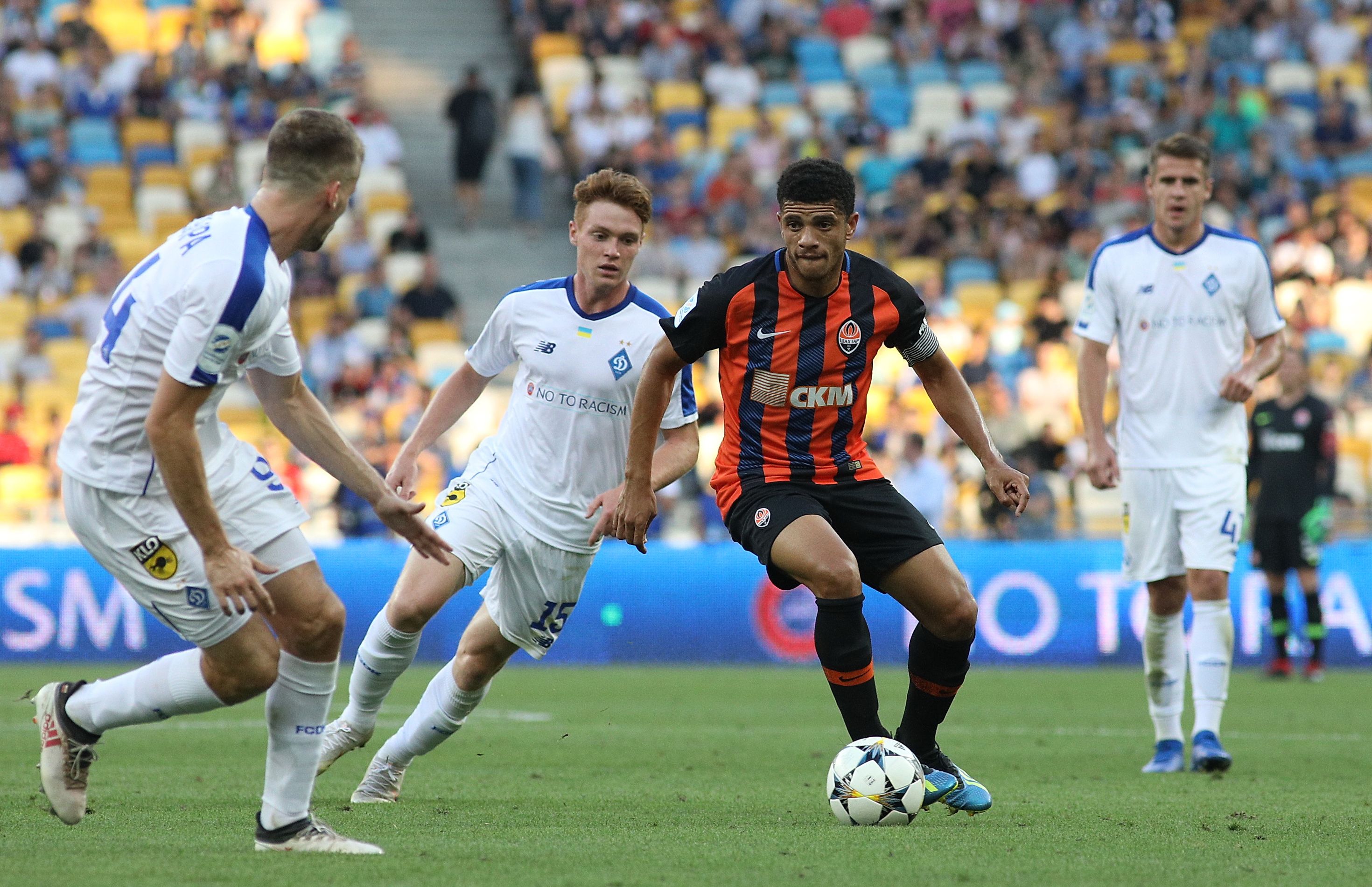 Динамо – Шахтар: з'явилося повне відео бійки футболістів після матчу