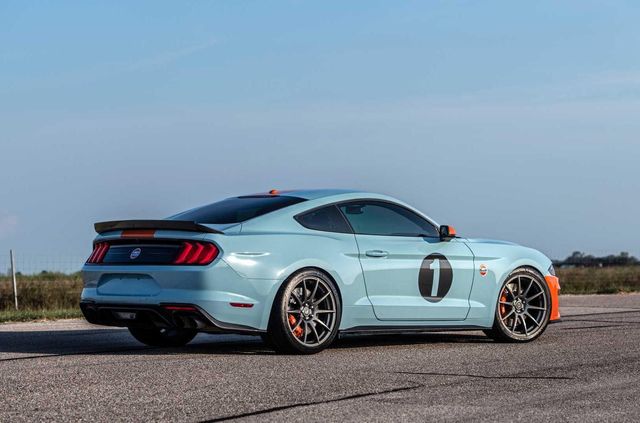 Представлено лімітовану серію Ford Mustang: 800 'конячок' під капотом - фото 347611