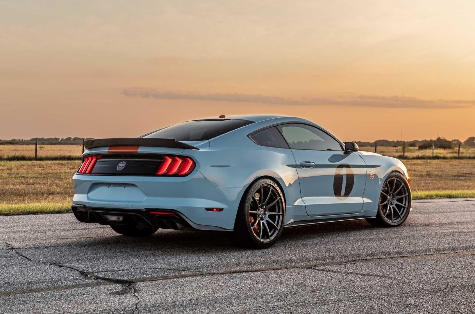 Представлено лімітовану серію Ford Mustang: 800 "конячок" під капотом