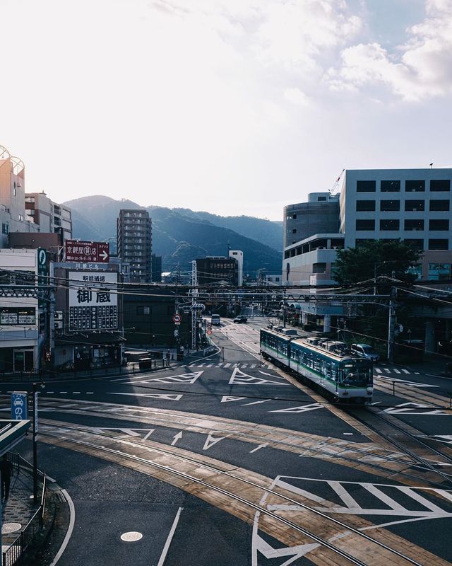 Японія у вуличних фото, які приковують погляд: яскраві кадри - фото 347782