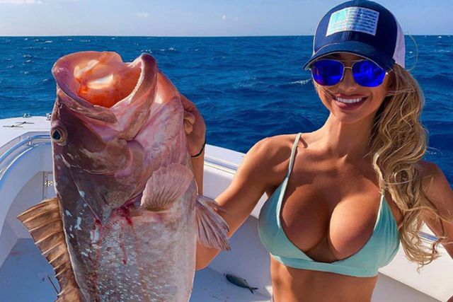 Цю дівчину називають найсексуальнішою рибалкою у світі - фото 348177