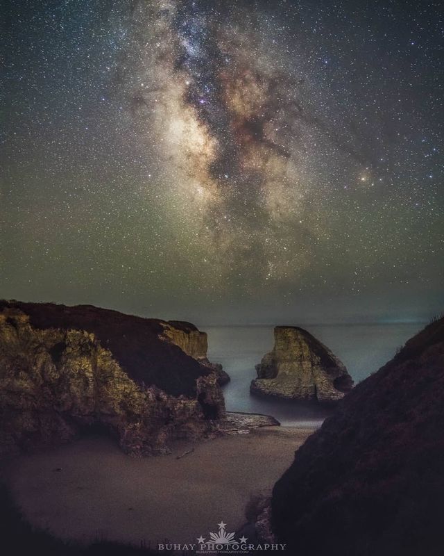 Космос поряд: вражаючі фото нічного неба з Землі - фото 348277