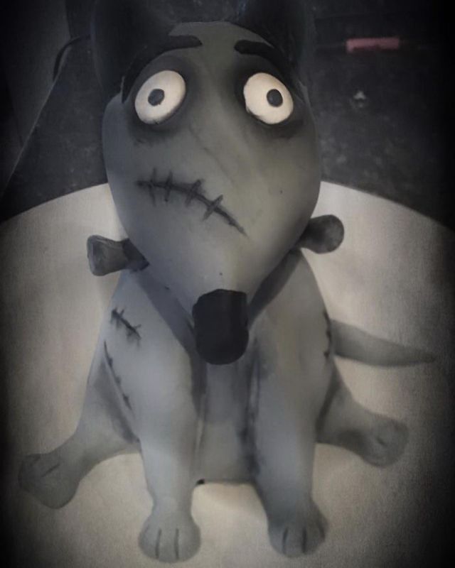 Десерти від цього майстра можуть не на жарт налякати - фото 348314