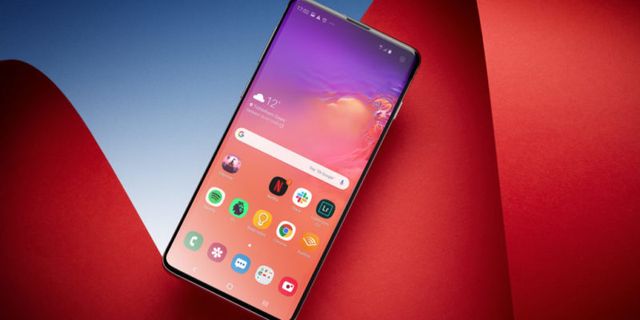 Samsung Galaxy S10 - фото 348454