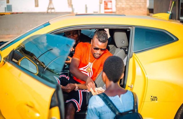 Новачок Динамо знявся у яскравому реп-кліпі - фото 349048