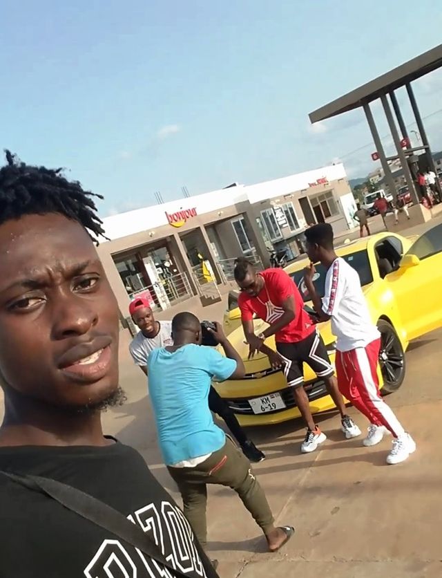 Новачок Динамо знявся у яскравому реп-кліпі - фото 349049