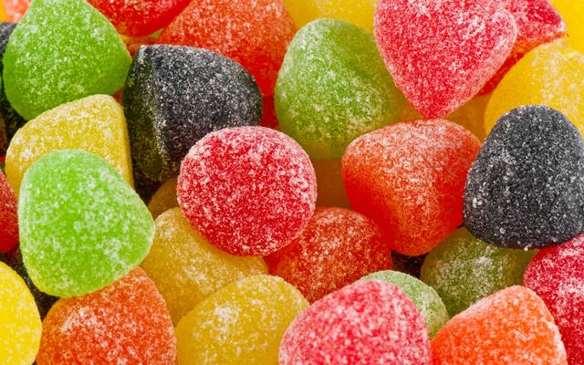 Желейки часто містять штучні барвники - фото 349066