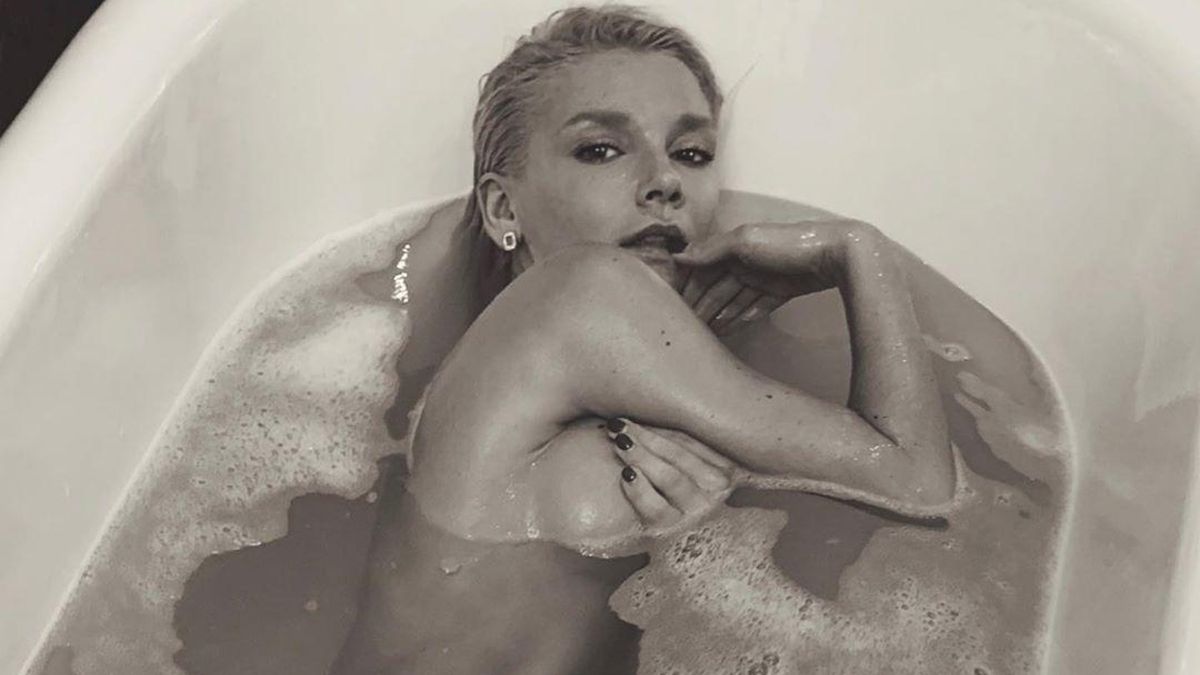 Сексуальна Міша Романова - фото 1