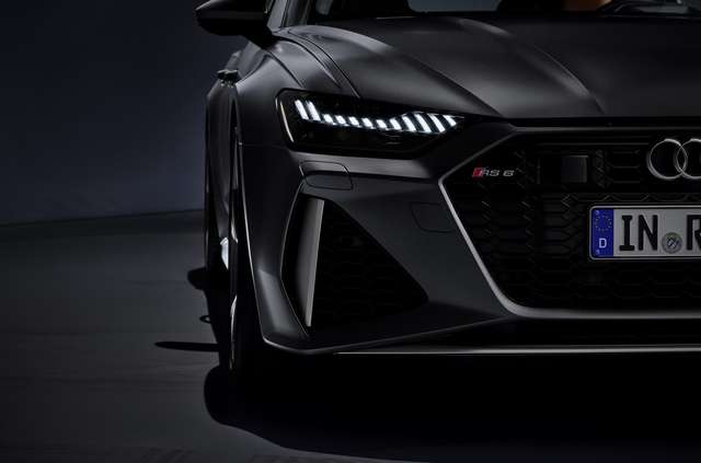 Audi показала новий 600-сильний універсал - фото 349360