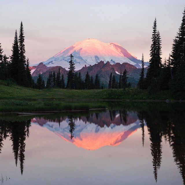 Фото цього американця надихають мандрувати світом: яскраві кадри - фото 349404
