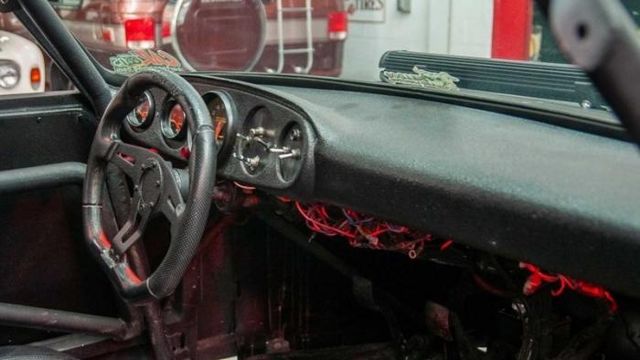 Porsche 911 перетворили в унікальний позашляховий баггі - фото 349655