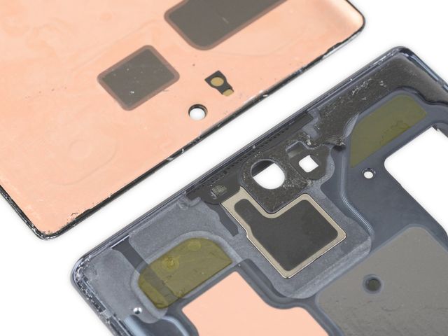 Samsung Galaxy Note10 + 5G складно ремонтувати: що ще виявило розбирання смартфона - фото 349702