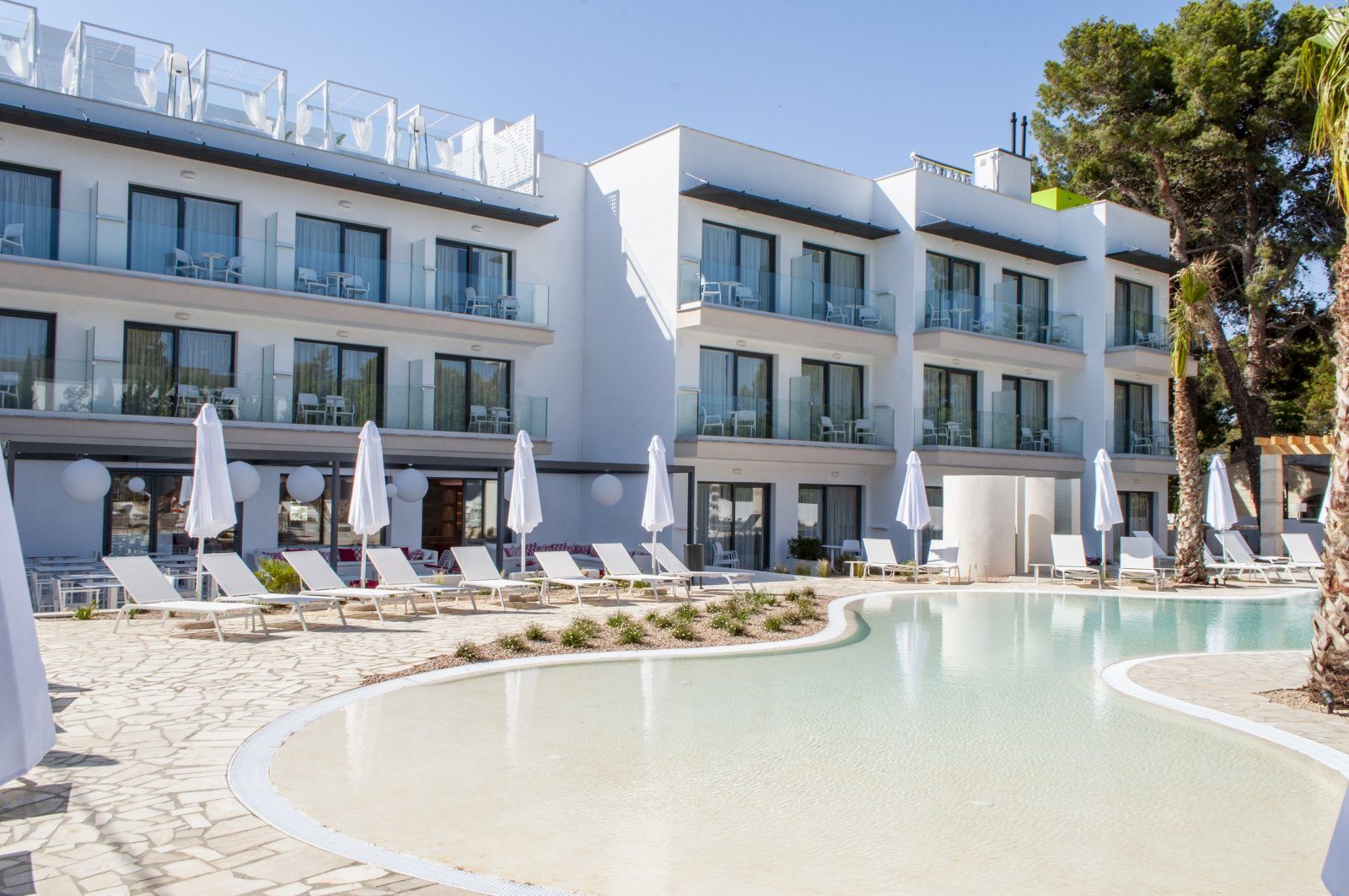 В Іспанії відкрили перший готель лише для жінок