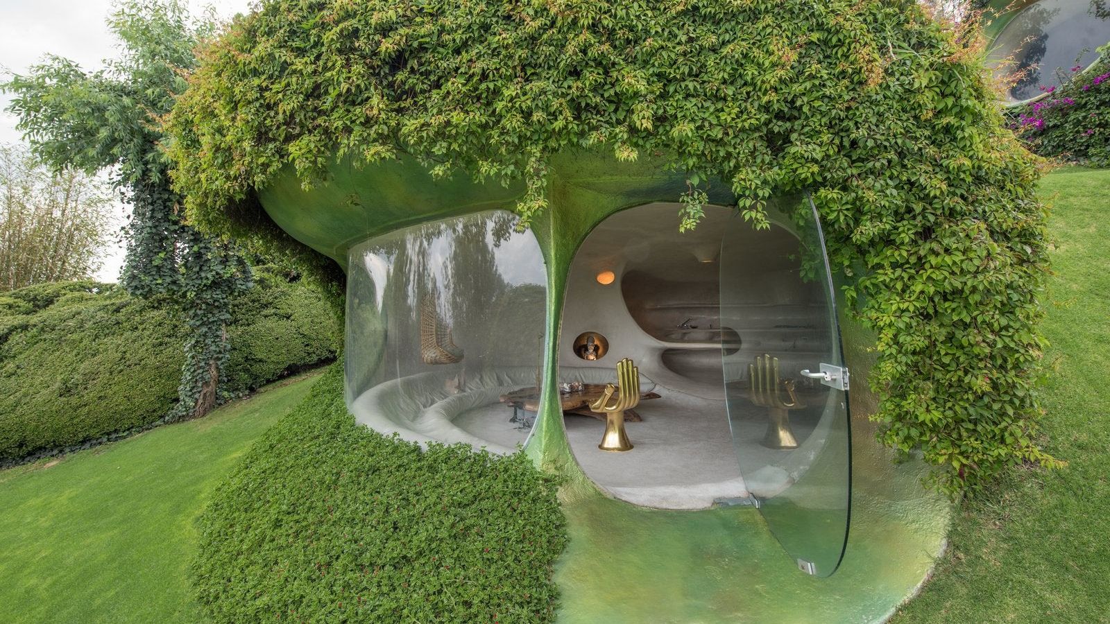 Цей "будиночок хоббіта" всередині ще приголомшливіший, ніж зовні: атмосферні фото - фото 1