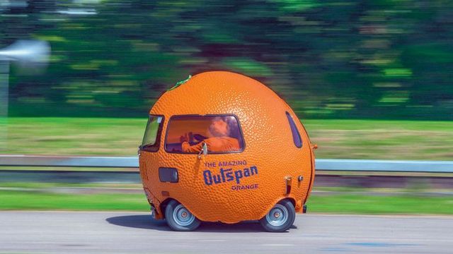 Відомий автоконцерн створив 'апельсин' на колесах - фото 350421