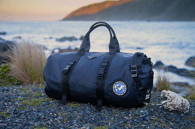 Prada розповіла про проблему забруднення Тихого океану - фото 350560