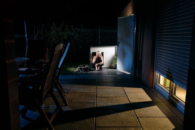 Фотограф знайшов спосіб показати межу між дитинством і дорослим життям - фото 350561