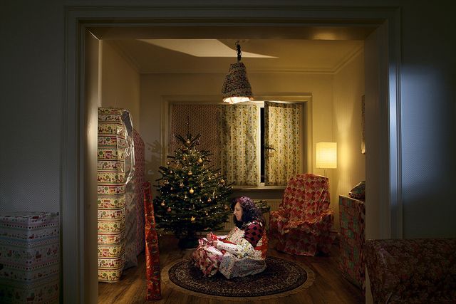 Фотограф знайшов спосіб показати межу між дитинством і дорослим життям - фото 350564