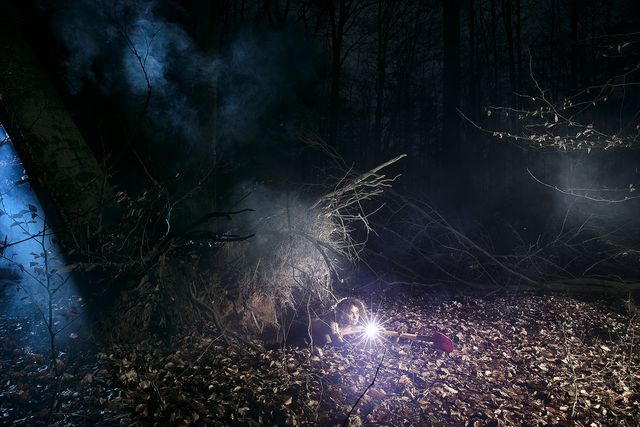 Фотограф знайшов спосіб показати межу між дитинством і дорослим життям - фото 350568