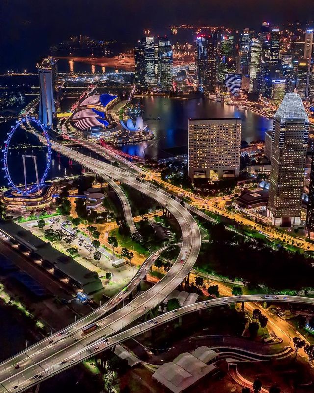 Вражаючі фото світу з висоти пташиного польоту: яскраві кадри - фото 350659