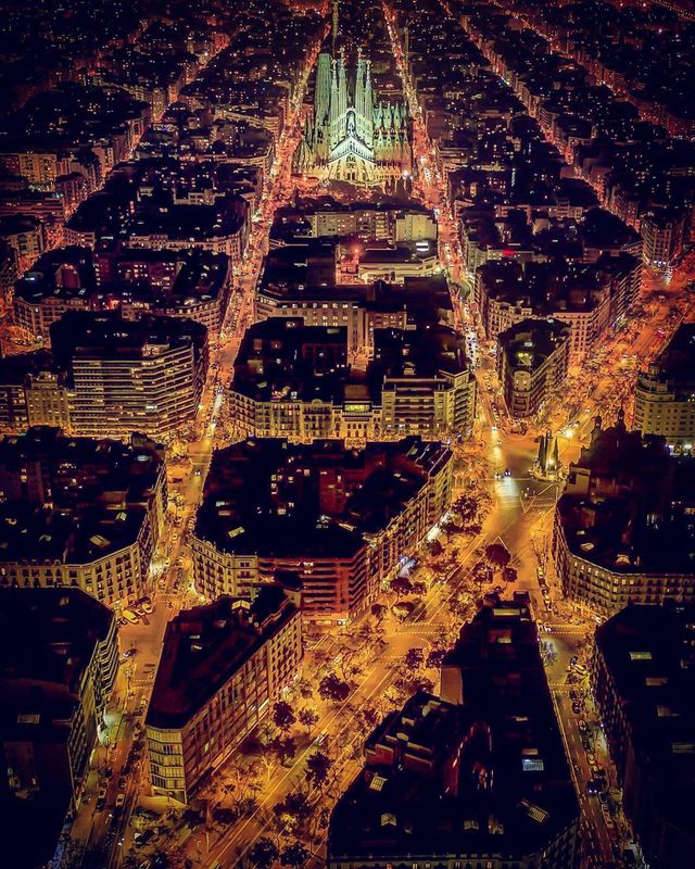 Вражаючі фото світу з висоти пташиного польоту: яскраві кадри - фото 350666