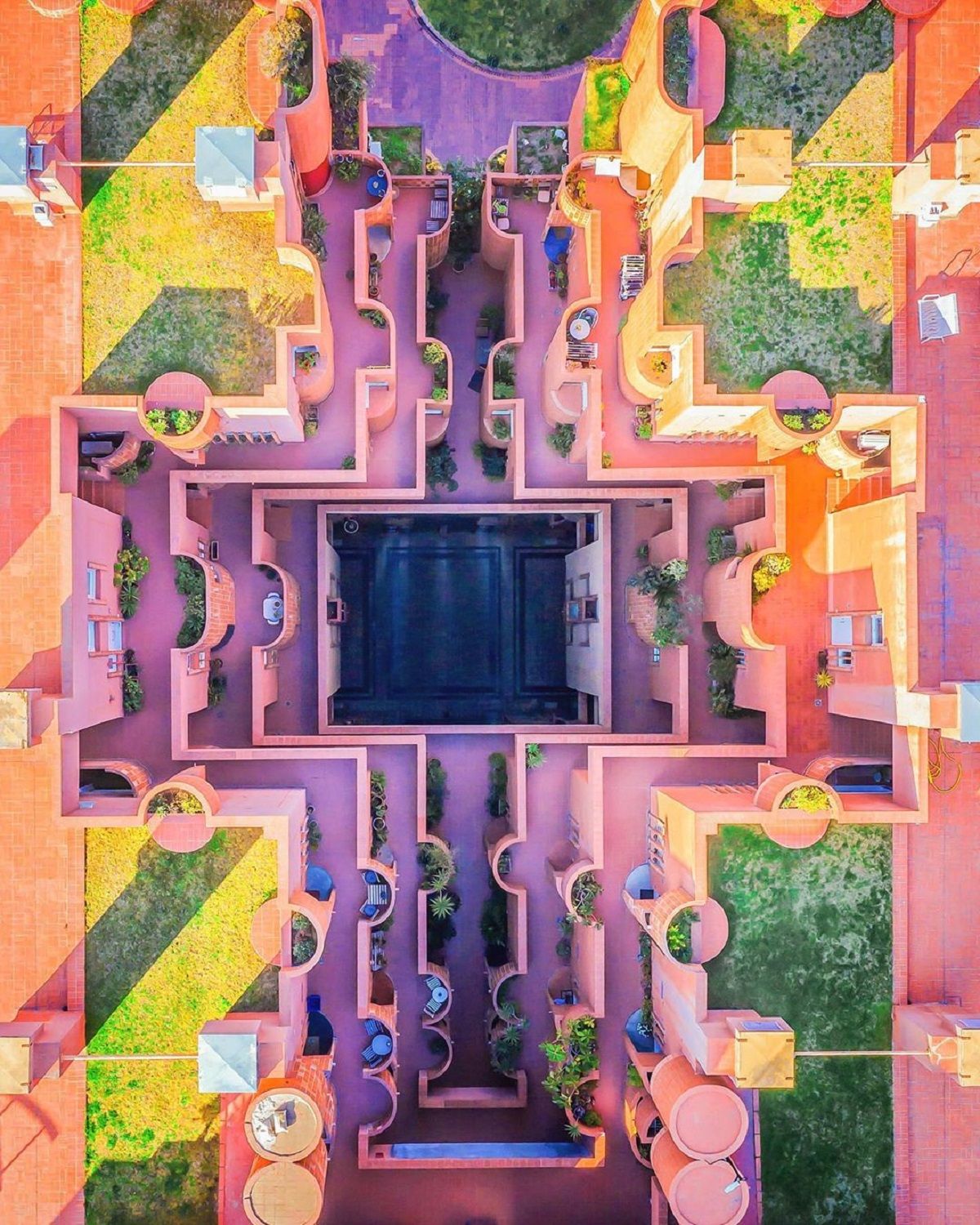 Європа і Азія з висоти пташиного польоту - фото 1