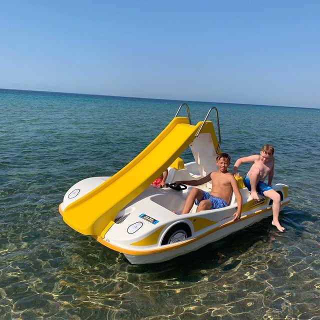 Потап поділився яскравими кадрами з відпочинку у Греції - фото 350747