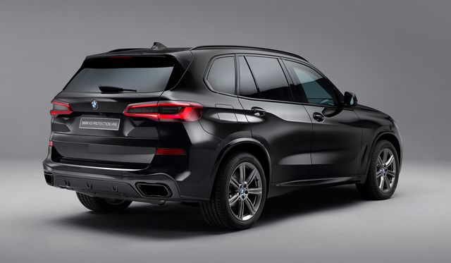 BMW представила броньований кросовер, який ідеально підходить для президентського кортежу - фото 350795