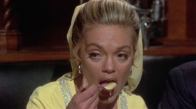 Вінтажний food porn: американка веде Instagram, присвячений їжі зі старих фільмів - фото 351227