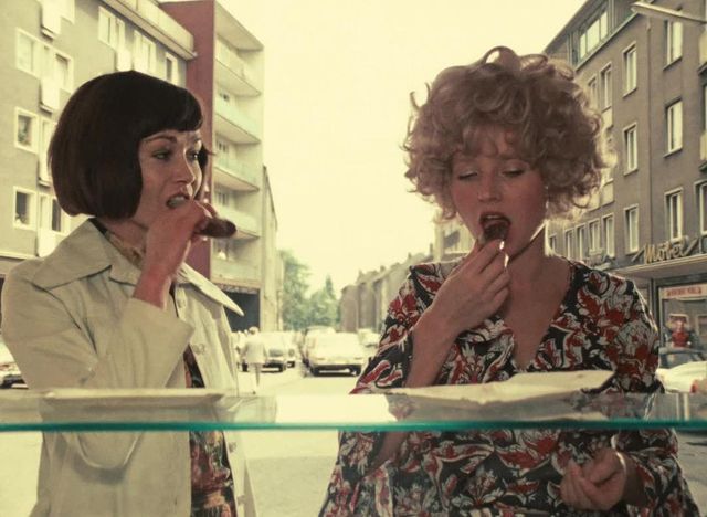 Вінтажний food porn: американка веде Instagram, присвячений їжі зі старих фільмів - фото 351230