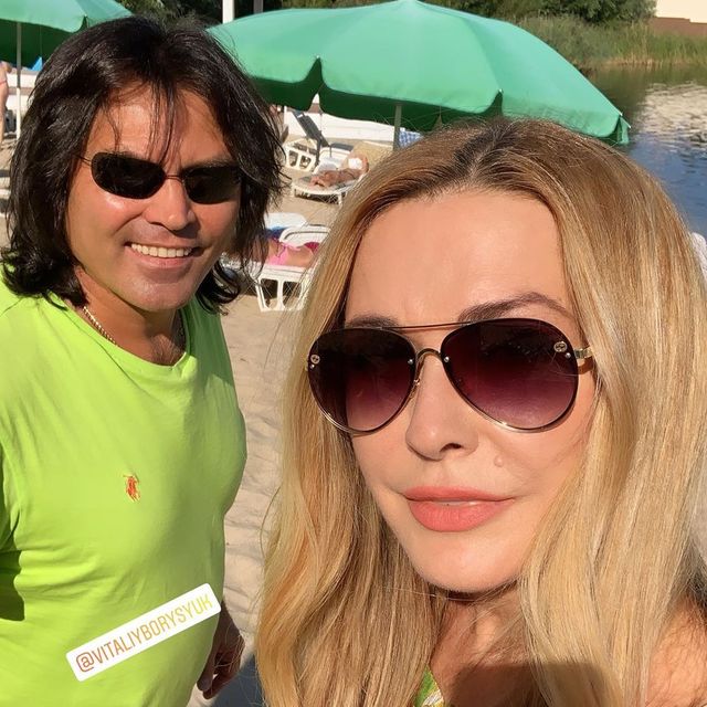 Ольга Сумська похизувалася стрункими ніжками на пляжних фото - фото 351319