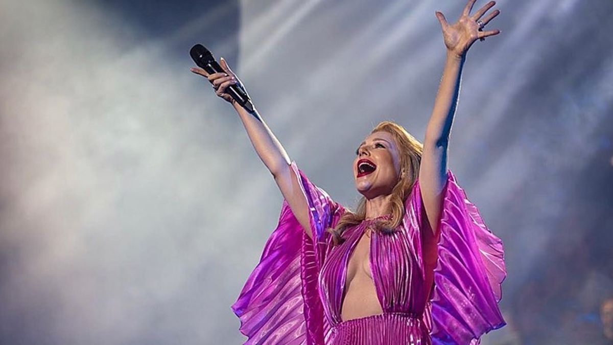 Грайлива Тіна Кароль здивувала фанатів веселим відео