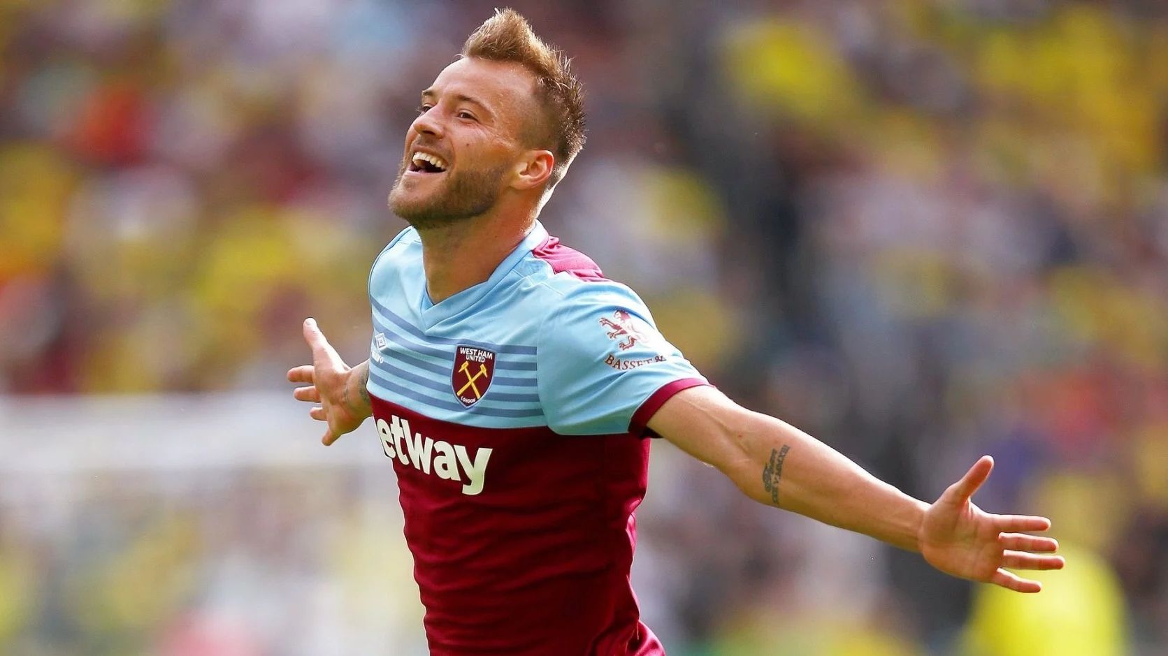 Цей гол запам'ятають надовго: Ярмоленко відзначився у АПЛ